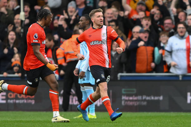 隊中的角色 隊中的角色