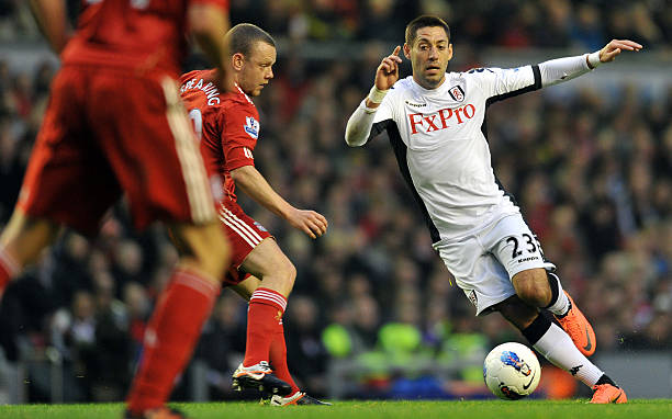 两队球迷因 两队球迷因