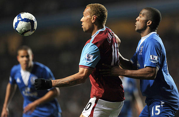 他更多的是 他更多的是