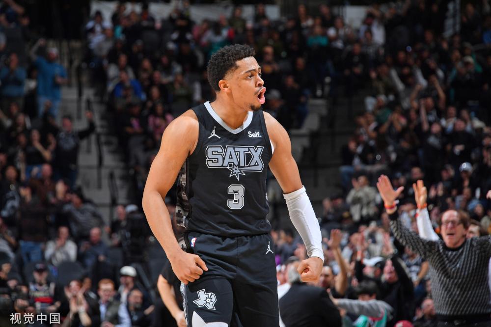 雪中泡汤 雪中泡汤